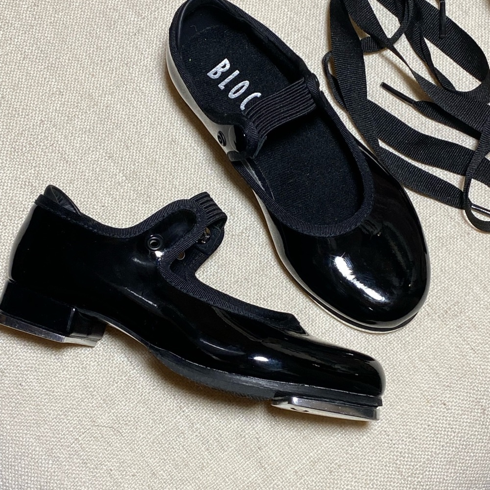 Tap shoes